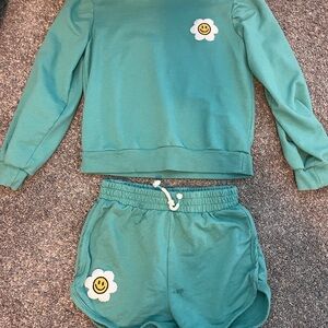 Teal Sweatshirt and Shorts Set with Smiley Flower
